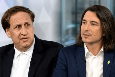 AMC CEO Demands Robinhood Halt Token Trading as Feud Erupts