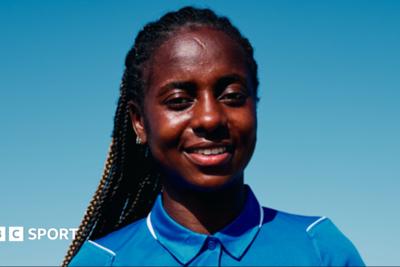 Birmingham sign striker Effa Effa for £100K