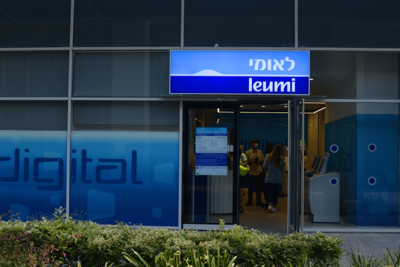 Israel’s Oldest Bank Bets Big on Bitcoin, Ether and Solana Trading