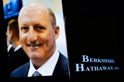 Warren Buffett’s Successor Started Out Selling Empty Soda Bottles for 5 Cents. Now He Runs Berkshire Hathaway